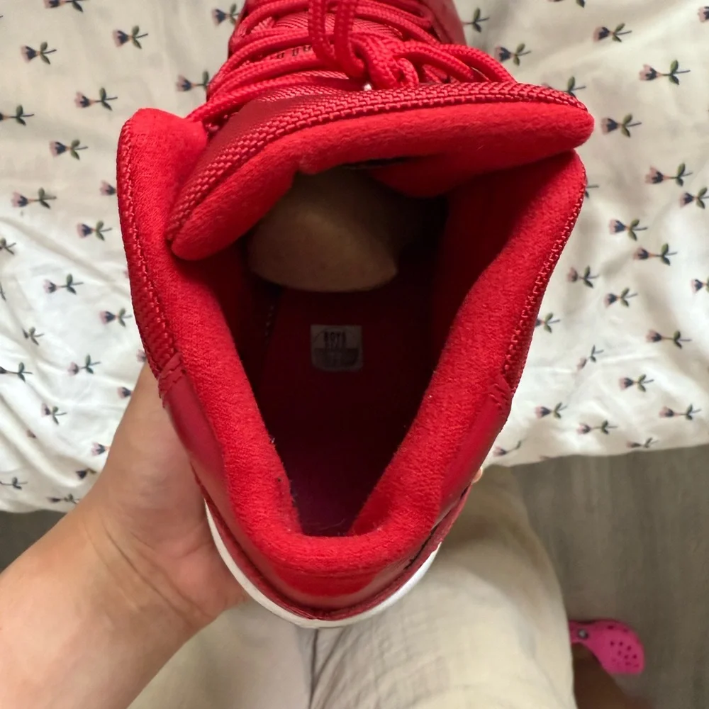 Red Jordan 11 “win like 96” - Picture 7 of 8